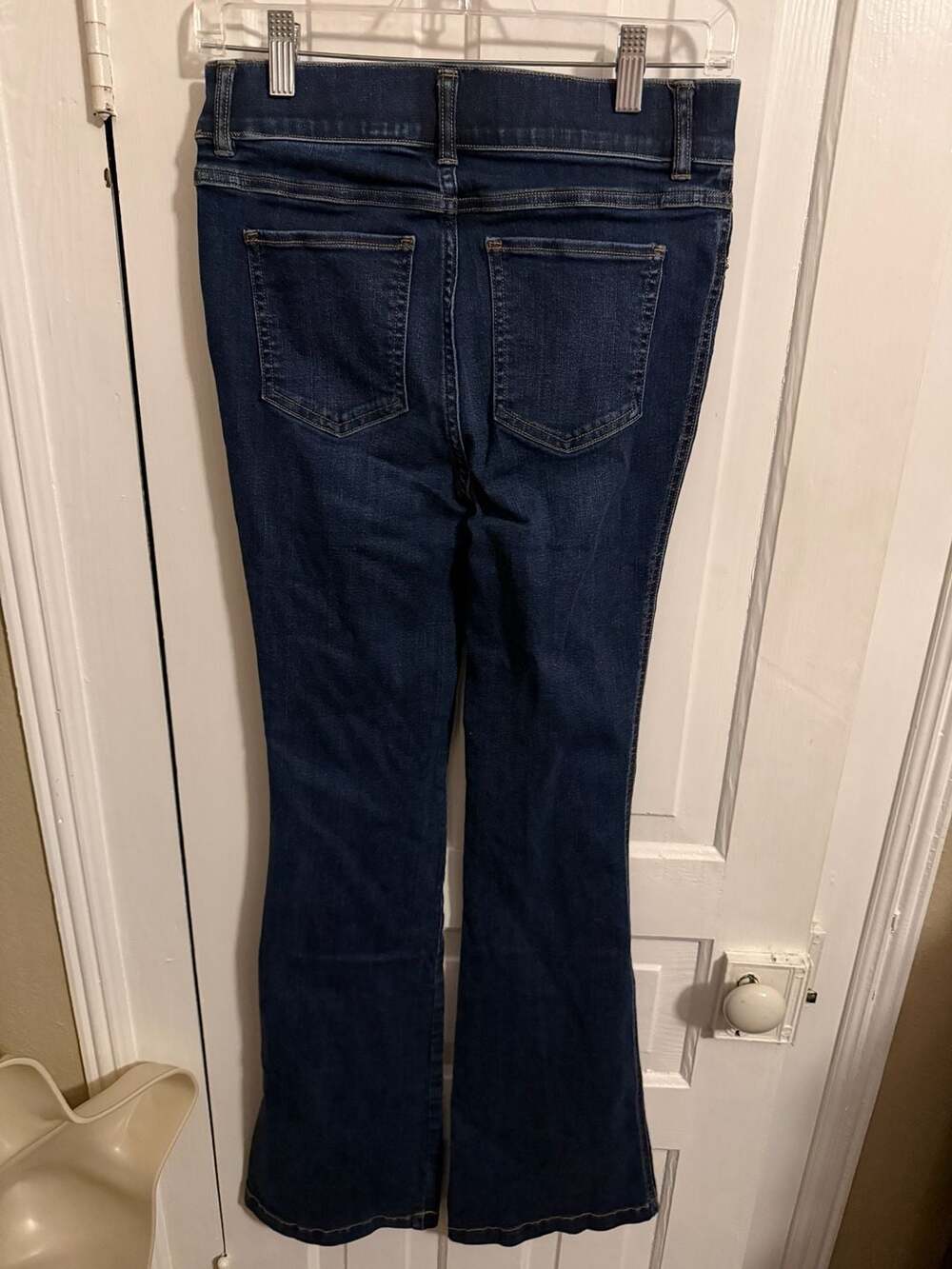 SPANX Flare Jeans Size Small Dark Wash Pull On Shaping - Picture 4 of 9